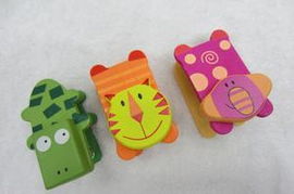 木質日韓創意文具批發 木制卡通動物訂書機的魅力與市場前景